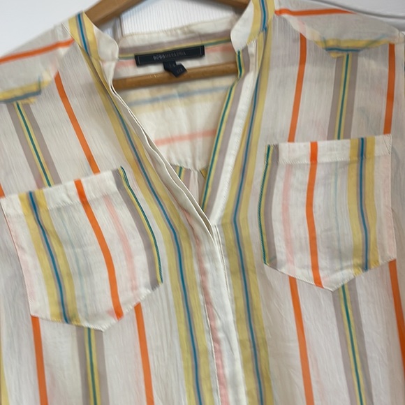 BCBG Maxazria Gibson Button Down Shirt Size XXS - Picture 2 of 8